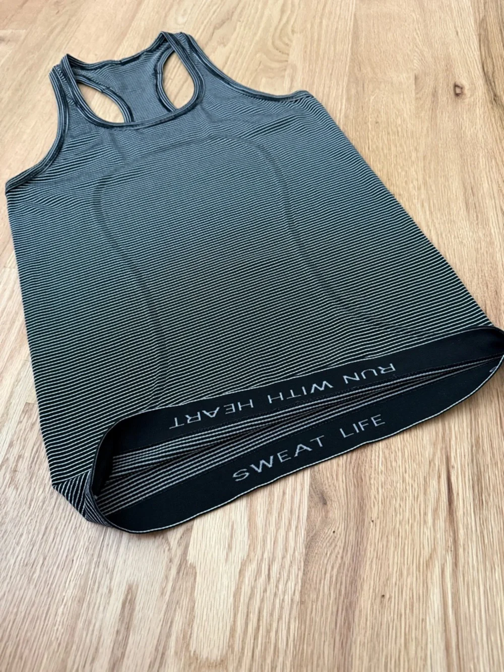 Lululemon Swiftly Tech Tank Top Striped Black White Size 6 - Picture 6 of 10